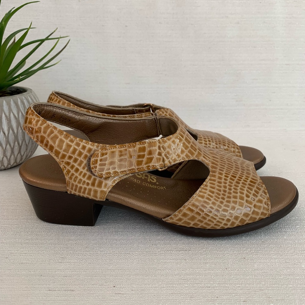 SAS Beige Crock Suntimer Heel Strap Sandals Woman’s 7N(narrow)